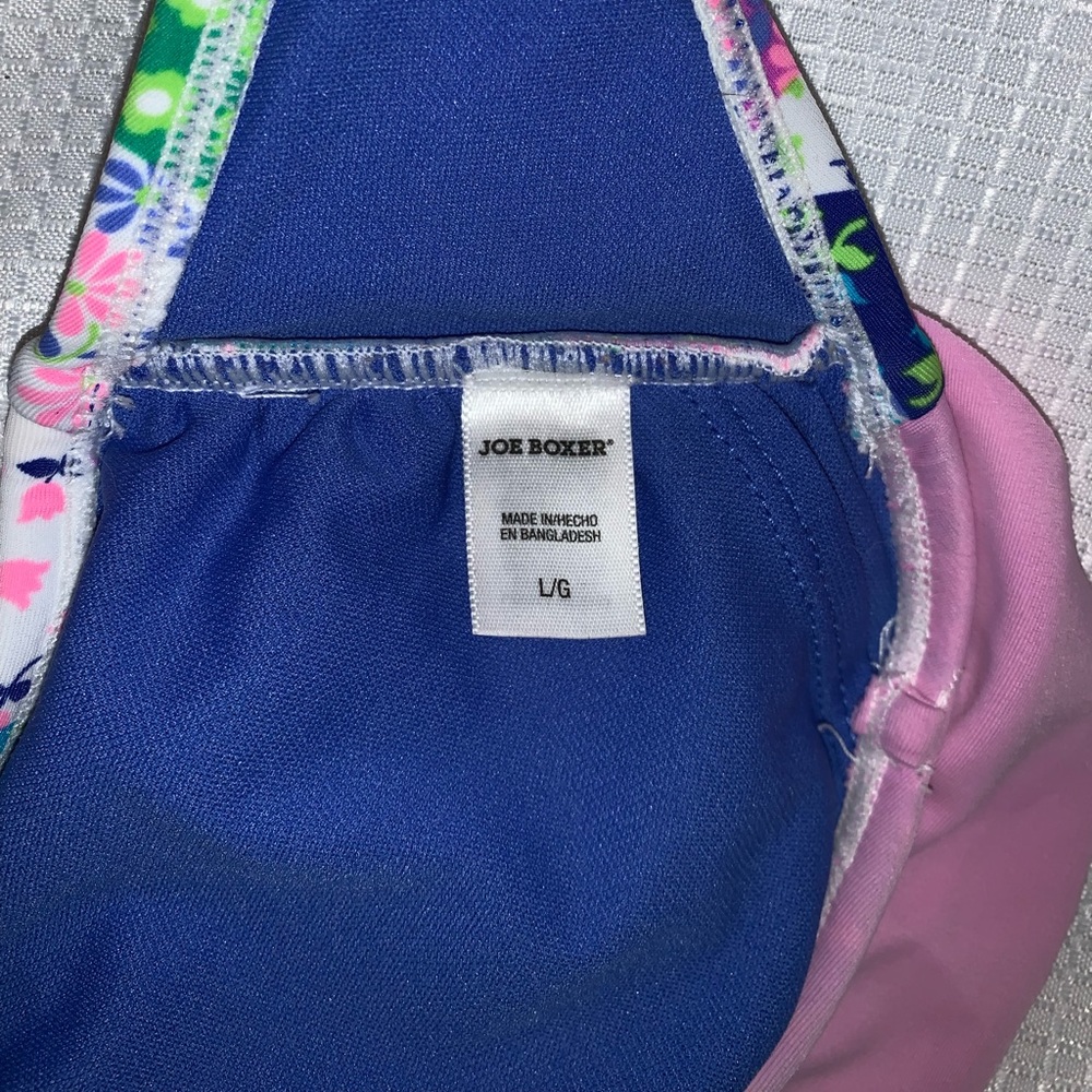 Bikini Set - Picture 3 of 4